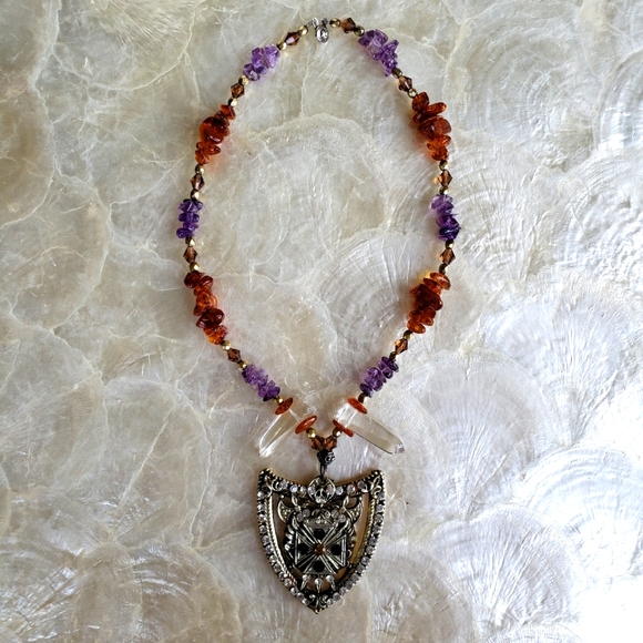 Vintage Renaissance Fair necklace. - Picture 2 of 3